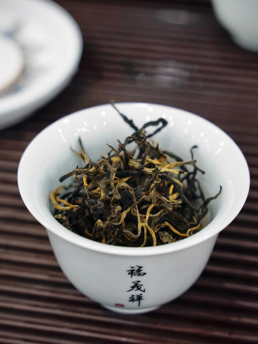 2023年冰岛晒红！甜，很甜的冰岛味的晒红茶！男女老少都能喝，可长期存放，越陈越香！200g/罐  拍5罐发6罐 商品图3