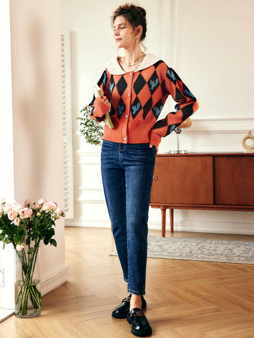 OLrain欧芮儿法式娃娃领菱格毛衣外套女春季2023新款撞色针织开衫 商品图3