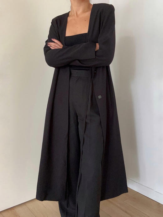 ranyepersonal｜coat 垫肩低胸系带后网纱拼接宽松西装大衣  [ 黑LELUXE22CO02 ] 商品图2