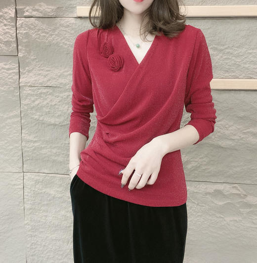 雀说 弹力网纱V领花朵打底衫长袖T恤AM01 商品图0