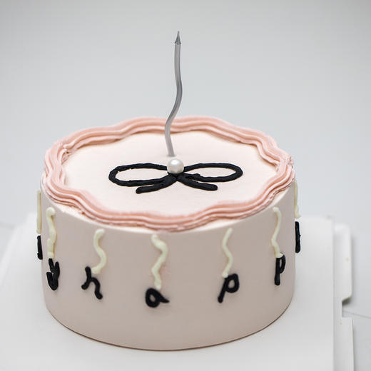 简约蝴蝶结蛋糕 商品图0