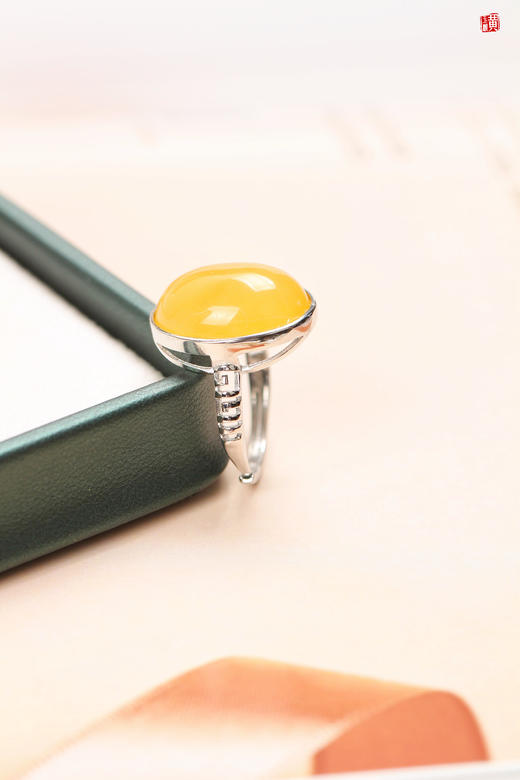 蜜蜡戒指【晴玔】，925银镶 商品图3