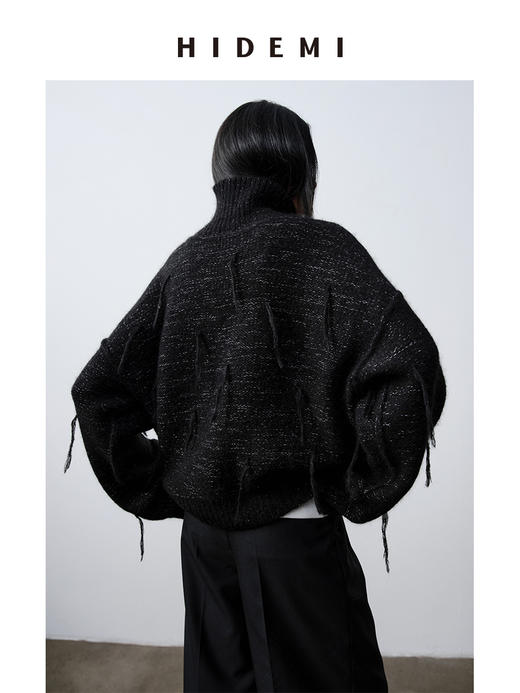 HIDEMI 马海毛羊毛混纺花纱钩针流苏极简廓形高领加厚款大毛衣 商品图6