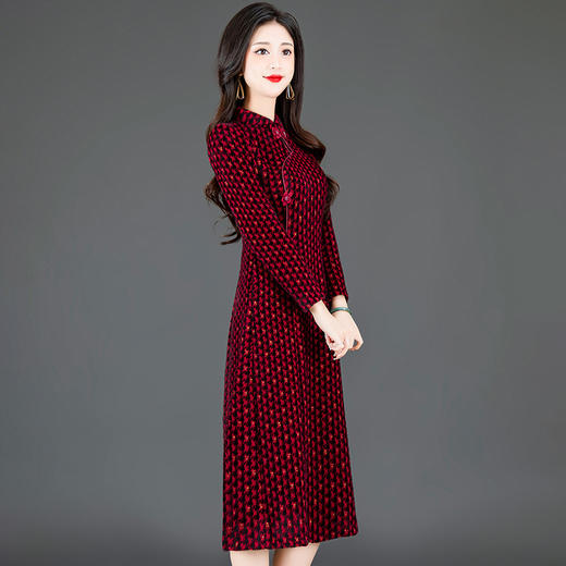 时尚复古旗袍裙妈妈装中长款，仿貂绒连衣裙厚款保暖打底长裙QYM-KED-H1386-Y 商品图1