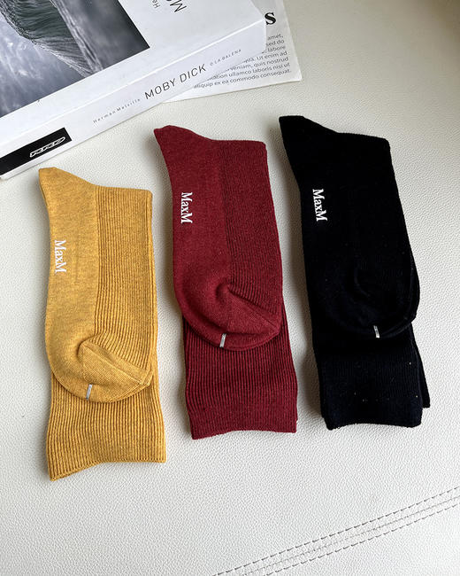 现货 THS 10.28-无 max家 点亮你的秋冬穿搭 羊毛材质中筒袜 4色 CU1126 商品图4