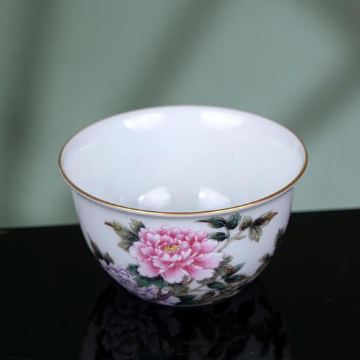 粉彩描金牡丹花卉纹卧足杯 商品图4