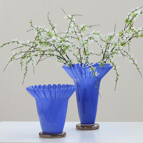 莫兰迪创意大口荷叶边卷口褶皱琉璃花瓶软装家居样板间客厅装饰品