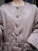 盛唐牡丹 |丁香褐真丝提花夹棉棉服(配围巾) 商品缩略图2