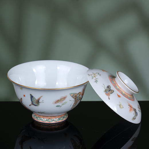 古彩描金蝶恋花盖碗 商品图3