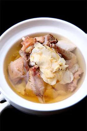 喝汤比吃肉更有滋补效果，这个观点对吗？