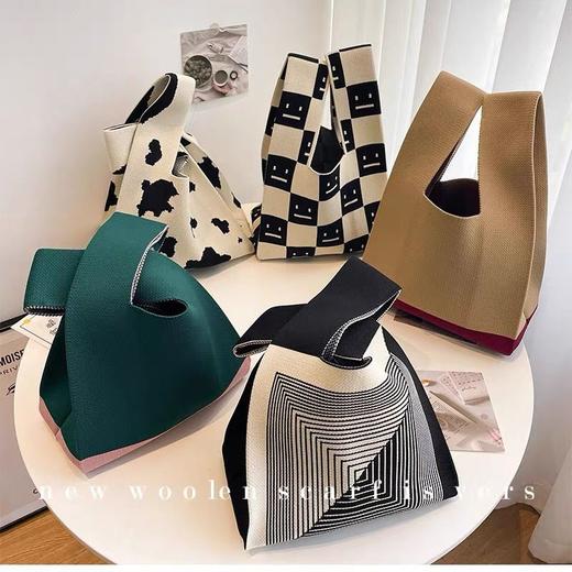 「数款配色！手提小方包」2023新款大容量女士针织小众手拎包托特包收纳包韩版箱包 商品图0