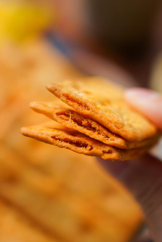 //【一方云拾蟹黄肉松双层脆】无法拒绝❗终于找到这种饼干！又薄又脆还有夹心！蟹黄肉松≥8.5% 真材实料看得见！ 商品图8