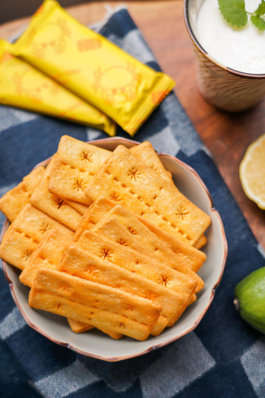 //【一方云拾蟹黄肉松双层脆】无法拒绝❗终于找到这种饼干！又薄又脆还有夹心！蟹黄肉松≥8.5% 真材实料看得见！ 商品图5