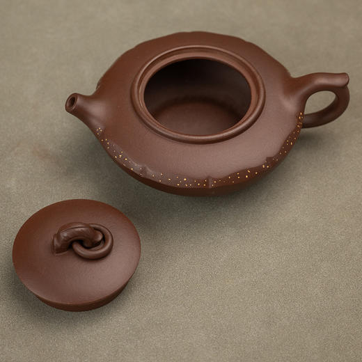 《鱼乐壶》吴幼波 正高级工艺美术师（研究员级高级工艺美术师）、实力派中青年紫砂艺术家 商品图3