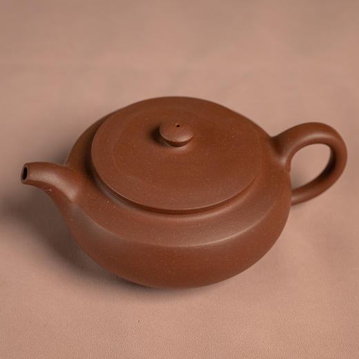 《玉璧壶》 殷步荣   当代宜兴一线实力派陶手、宜兴紫砂工艺厂资深紫砂制壶辅导老师、著名紫砂艺术家 商品图2