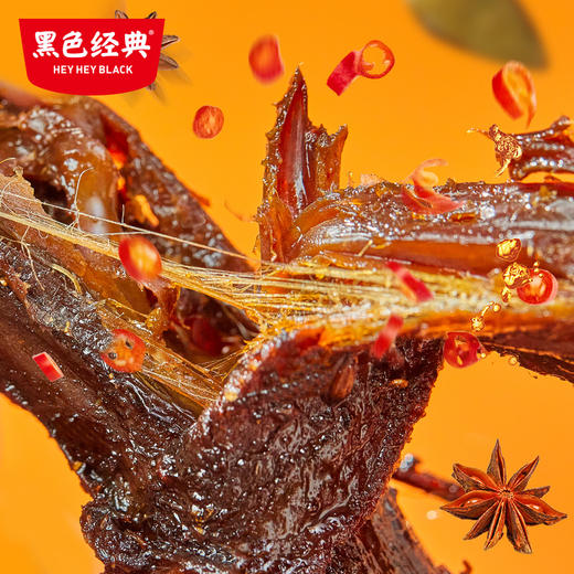 【周三会员日低至6.5折】黑色经典酱板鸭湖南常德特产香辣味308g/袋 商品图2