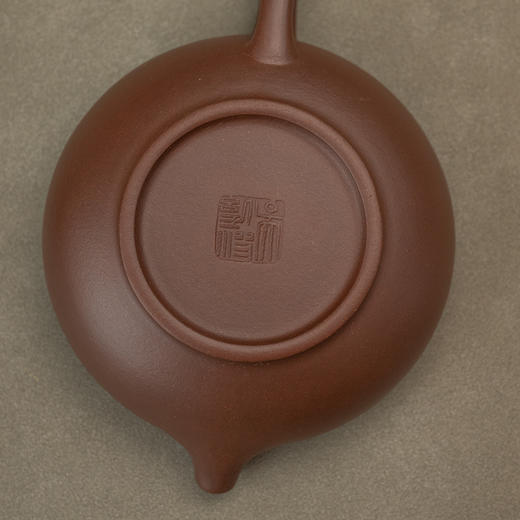 《鱼乐壶》吴幼波 正高级工艺美术师（研究员级高级工艺美术师）、实力派中青年紫砂艺术家 商品图4