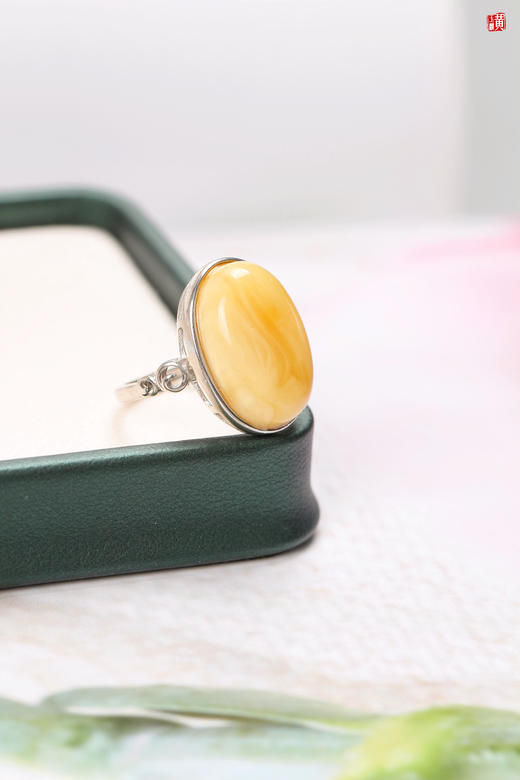 蜜蜡白花蜜戒指【弦月】，925银镶 商品图2