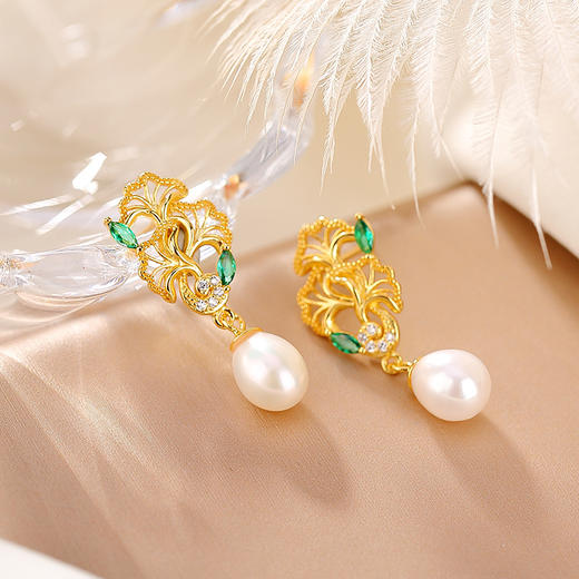 【丽人姿影】S925银镀金珍珠银杏叶耳饰【CW-ED02893】 商品图1