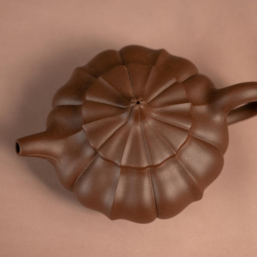 《福菱壶》 邵俊芬   正高级工艺美术师（研究员级高级工艺美术师）、正高级乡村振兴技艺师、著名中青年女陶艺家 商品图2