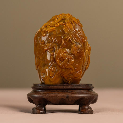 清 田黄石雕龙凤纹诗文印章（印文：怡然自得） 商品图0