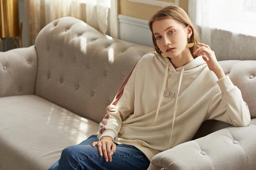 OLrain欧芮儿2018年秋浅杏色卫衣/绒衫 商品图5