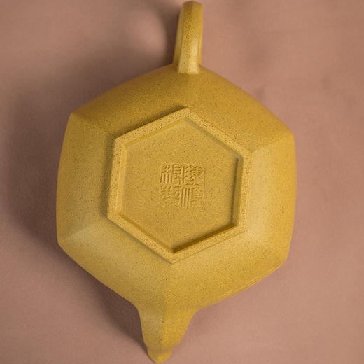 花鸟纹开窗盖《大彬六方壶》陈顺根高级工艺美术师、资深紫砂艺术名家工艺美术学会会员 商品图4