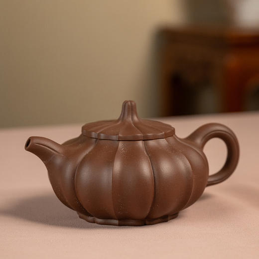 《福菱壶》 邵俊芬   正高级工艺美术师（研究员级高级工艺美术师）、正高级乡村振兴技艺师、著名中青年女陶艺家 商品图1