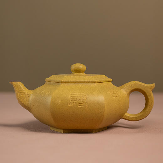 花鸟纹开窗盖《大彬六方壶》陈顺根高级工艺美术师、资深紫砂艺术名家工艺美术学会会员 商品图0