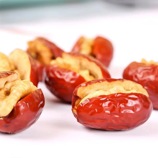 好想你900克每日红枣（灰枣夹核桃） 900g (30gx30包)（蛋糕券价） 商品图2