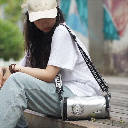 宇航袋鼠斜挎包 商品图2