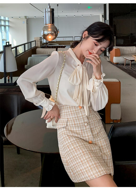 OLrain欧芮儿2020年秋杏色半身裙 商品图1