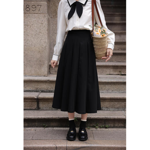 鹿向南《微甜黑巧》黑色压褶半身裙女秋季高腰百褶裙a字中长裙子 商品图2