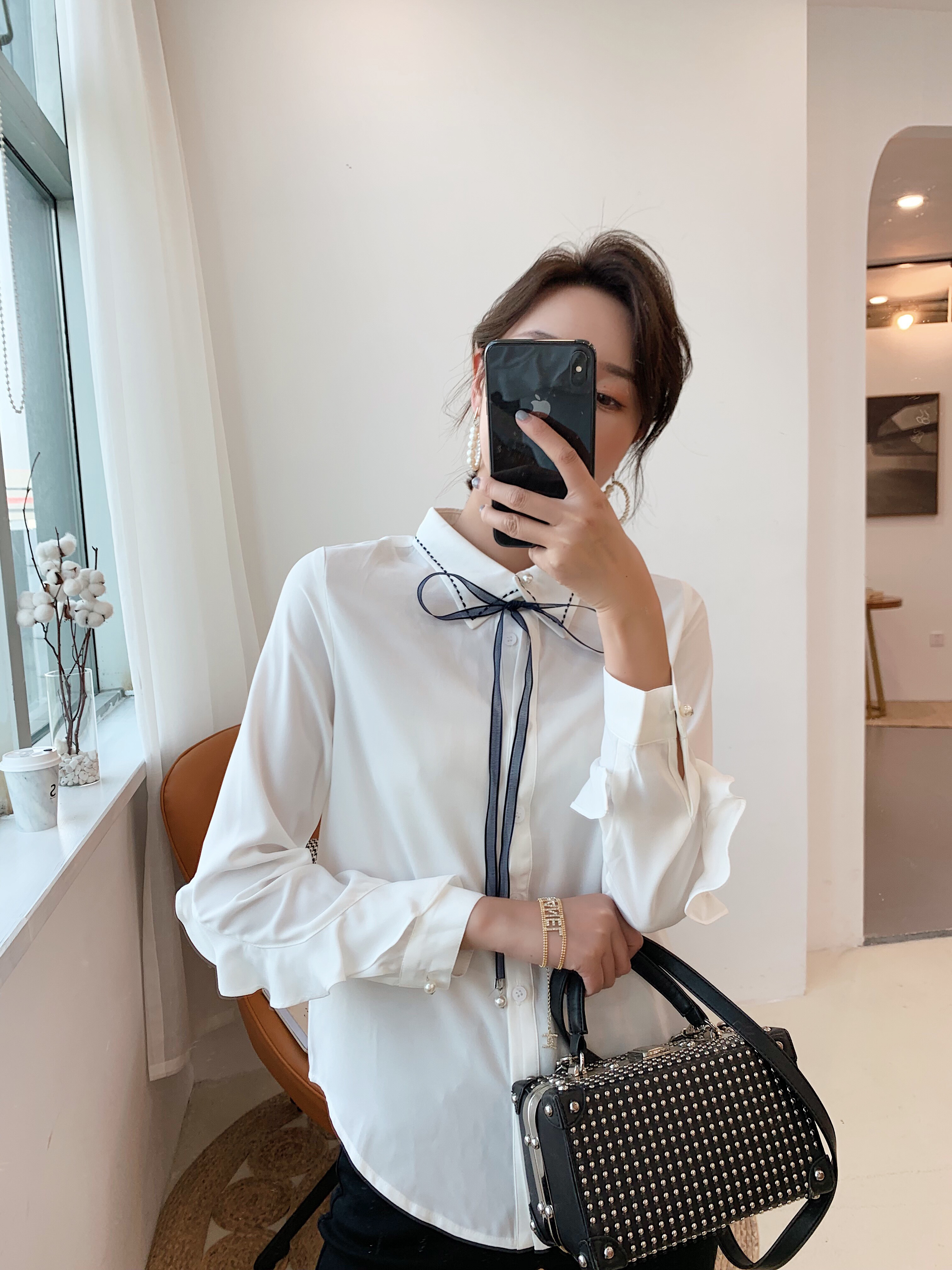 OLrain欧芮儿2018年秋白色衬衫