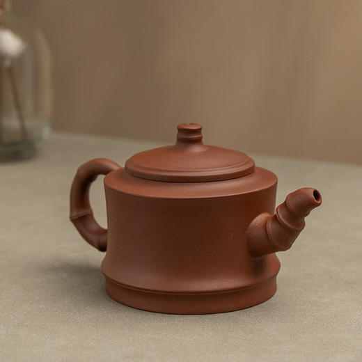 《一品竹壶》 瞿华娣  省陶瓷艺术名人、正高级工艺美术师（研究员级高级工艺美术师）、正高级乡村振兴技艺师、宜兴紫砂陶合格承传人、著名中青年女陶艺家 商品图0