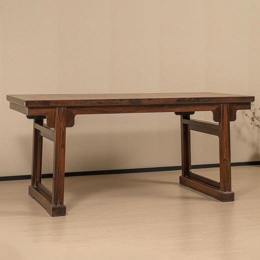 清 红木夹头榫刀牙板带托泥大画案 商品图4