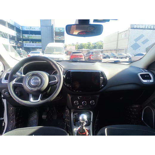 Jeep 指南者 200T 手动劲享版【长租-北京】 商品图4