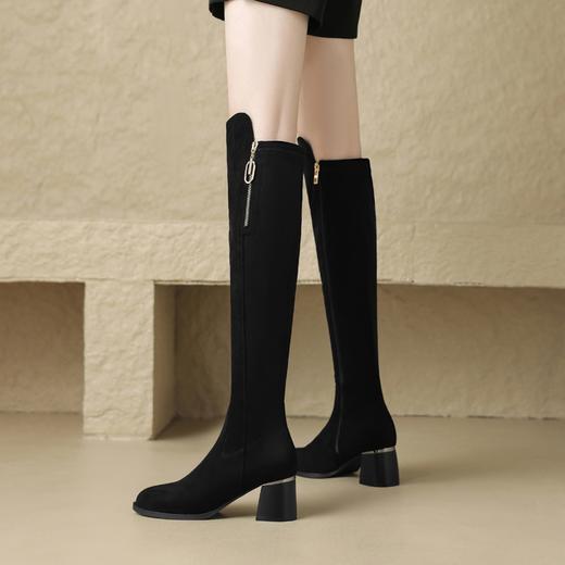 ZHR时髦金属链绒面长筒靴女2023秋冬新款柔软加绒保暖优雅骑士靴 商品图2