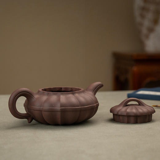 《浅合菱壶》 徐玉强，助理工艺美术师，优秀中青年陶艺家，筋囊壶制壶名手、工艺美术协会会员 商品图4