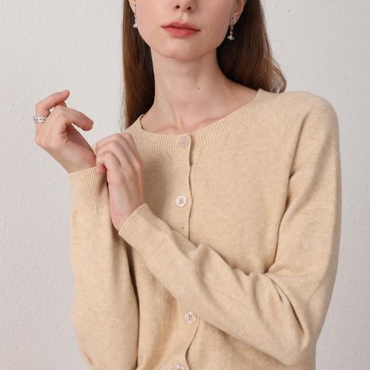YANECINE纯羊毛衫系列，一线成衣，gao级感面料 商品图0