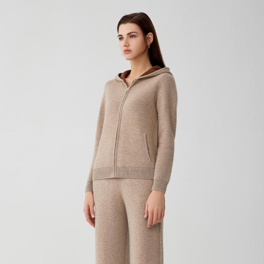 【纯羊绒连帽运动外套】羊绒世家秋冬新品女士高织保暖运动针织外套 商品图2