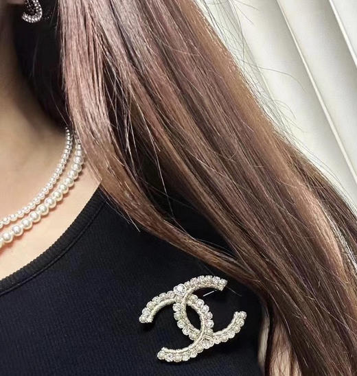 小香双C水钻胸针 商品图4