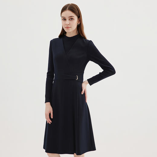 EITIE爱特爱冬季新款大气收腰显瘦通勤黑色连衣裙7207925 商品图2