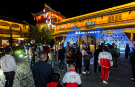  青岩·寻坊|打卡这条“火出圈”的国潮街区，开启国潮循迹之旅 