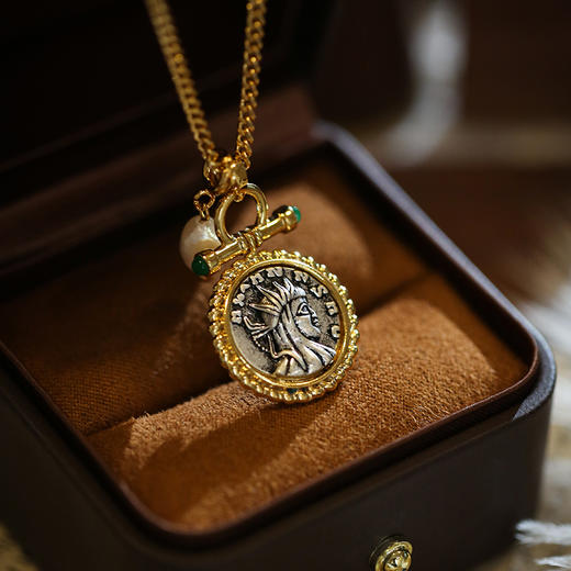 Manreya 玛芮雅“罗马密境”铜镀金珍珠项链法式轻奢 商品图3