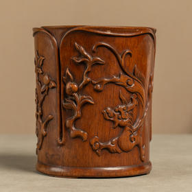 清 黄花梨雕螭龙纹花口笔筒