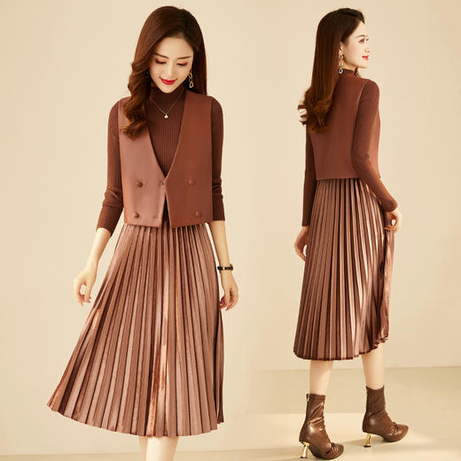 秋冬新款，洋气时尚百搭皮马甲+金丝绒毛织连衣裙两件套HR-YBER365 商品图0