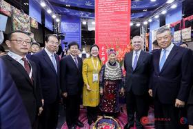  是什么让英国王子前来打卡，让中国绣娘火到伦敦？ | 伦敦世华会精彩盘点！ 