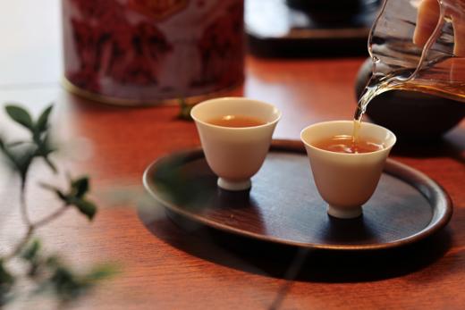 勐乐山2023高山红茶（鸿运）圆铁罐装300g 商品图1