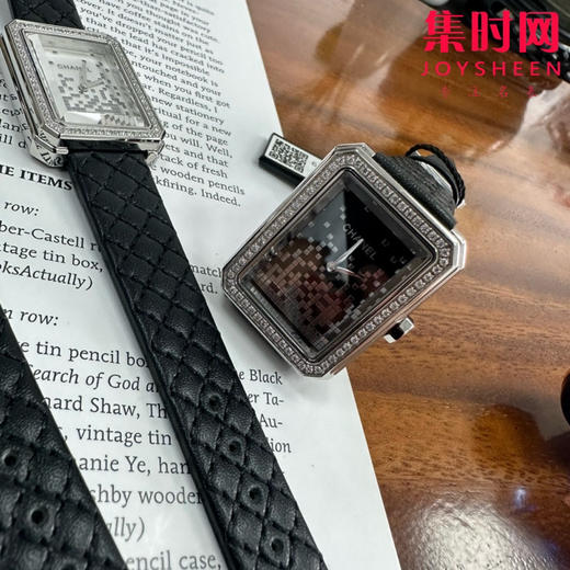 香奈儿-CHANEL香奈儿BoyFriend系列 女士石英腕表 新款上市，采简用‬洁、干‮的净‬‬设计 商品图5